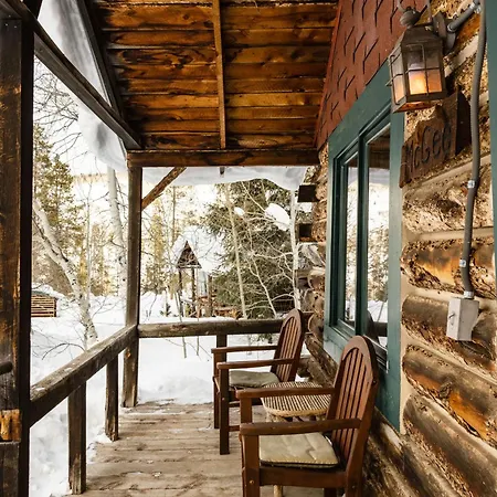 Beyul Retreat Villa Meredith Exterior photo