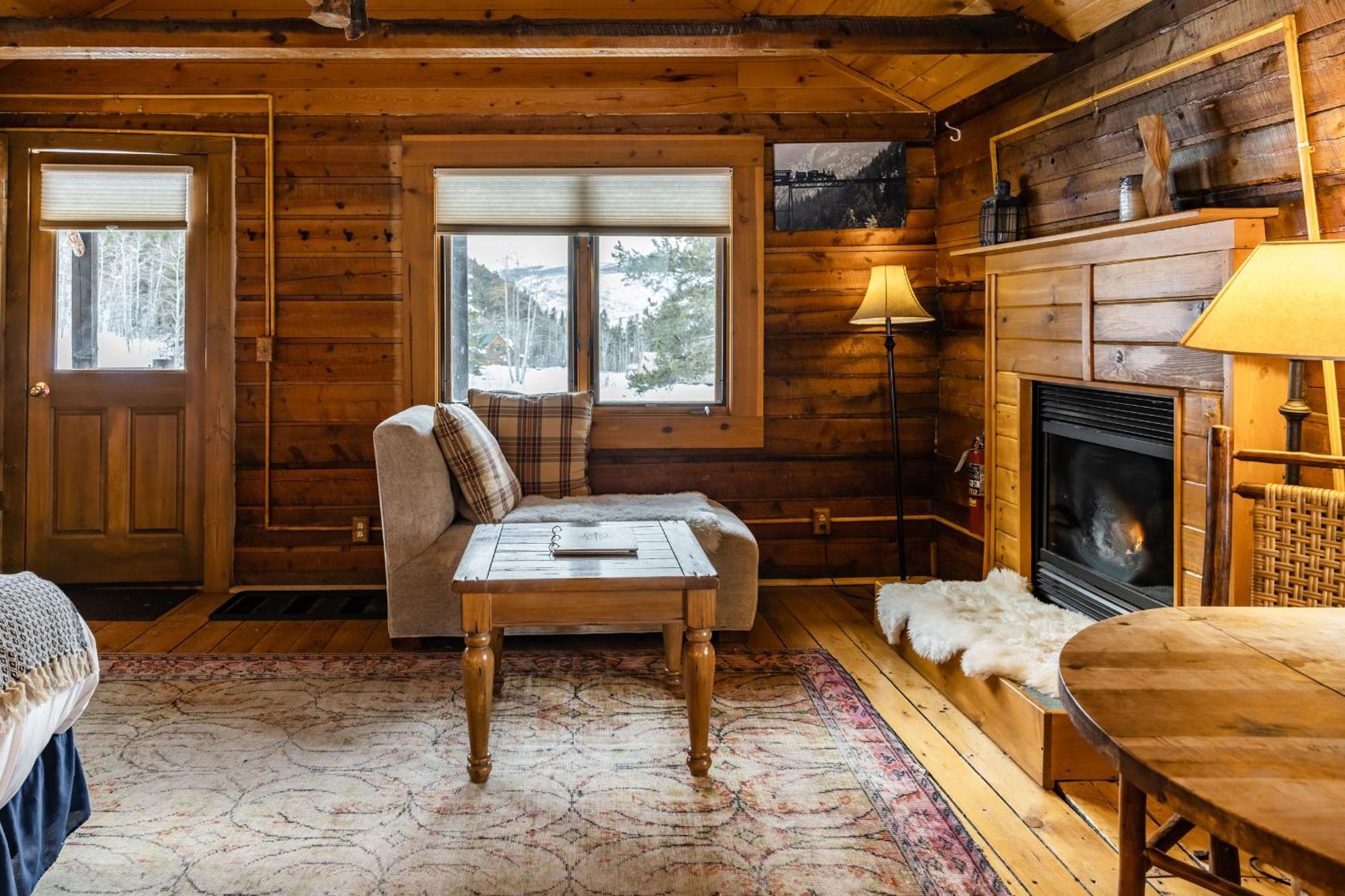 Lodge Beyul Retreat *